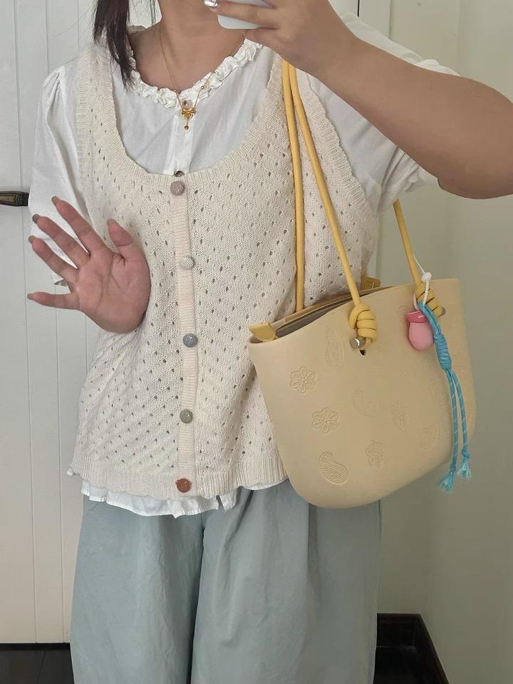 FUNGOOFUN Cashew Tote Bag